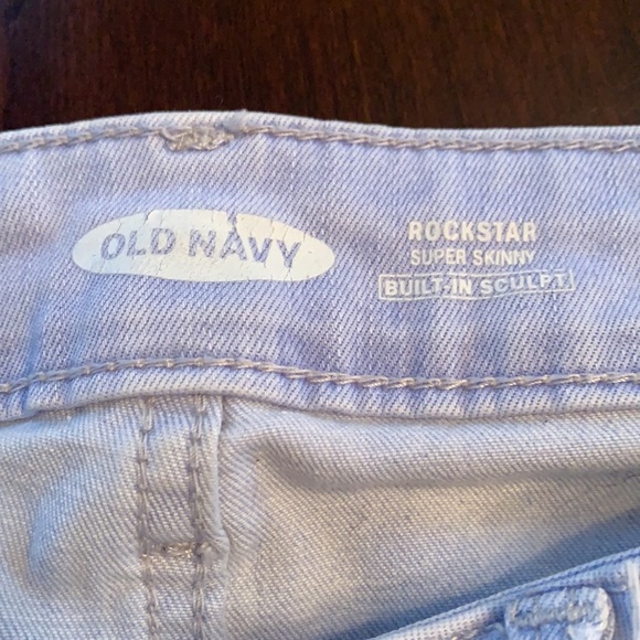 Old Navy Rockstar skinny cutoff jeans 2 - Picture 2 of 5